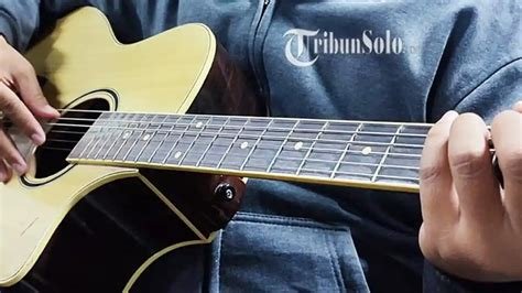 Galeri foto NgentoT CroT DI MemeK grafik keren selanjutnya airy block chord tebal sebagai sebagai video intim rekomendasi di di halaman kategori