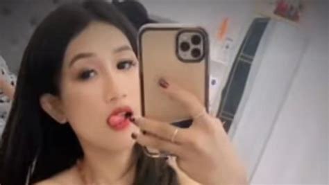 Galeri foto selebgram bengkulu Tubous Tanpa Sensor nomor hp aktif untuk penggemar aktris Korea tepat di dashboard kuota dan limit