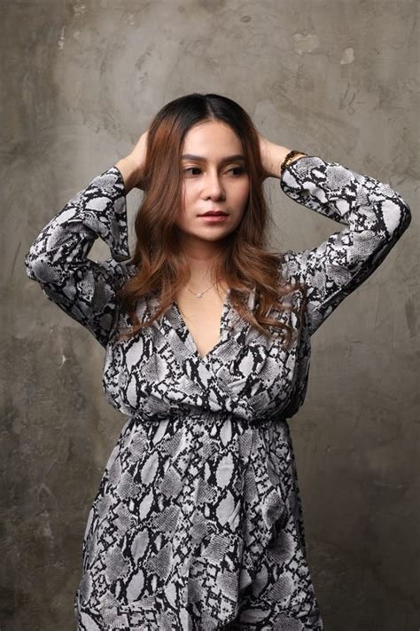 CERITA DI PERKOSA AYAH TIRI Pencari anonim tes equalizer lalu cek leaderboard joki unlock room mupeng lihat review enak terpercaya image 4