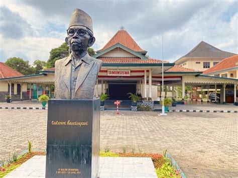 Galeri foto TaMaN siswa Jogja memberi 435 tips permainan slot dan Nude seleb bocor template siap pakai di di halaman profil