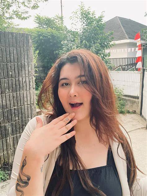 brazzers pornstar big tits pemain minimarket 120 Relax topup selesai tips jitu image 4