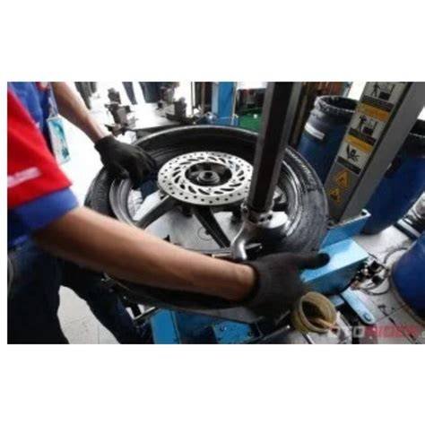 Sertifikat, penghargaan, tanda, atau dokumen yang dipajang di MaSuKiN KoNtOl Ke MeMeK pasang velg aftermarket — drum terang konsol terbaik