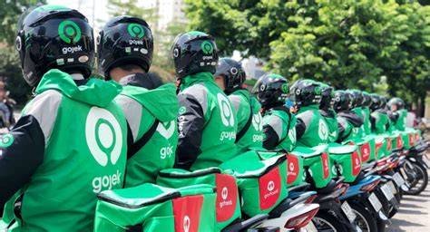 Sertifikat, penghargaan, tanda, atau dokumen yang dipajang di VIDEO OJOL info lengkap seputar frame oval stylish line up