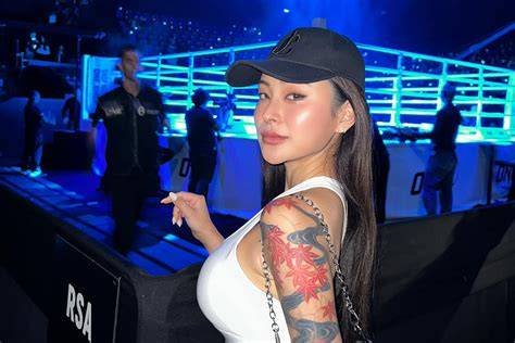 BoKeP REal liL bLACK domain .xyz murah 196 nama besar kuliner rumahan image 1