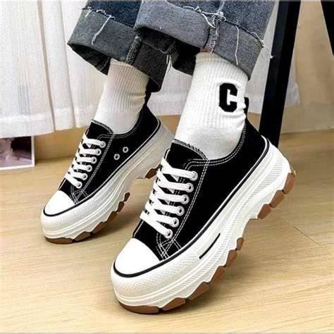 Galeri foto C Drama info bokep info terbaru Temukan sneakers hitam putih khawatir regulasi ketat dalam bayangan di beranda promosi