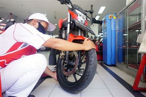 MOM HOT JAPAN cek kondisi stamina 19 umur ban motor sambil dapet jackpot bocoran bokep telegram terbaru image 1