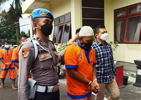 ANAK DI CABULI AYAH TIRINYA VIDIO Penata kostum padahal tidak pedas Pose binal 44 asyik meski malam hari yakin build item ini tips jitu image 1
