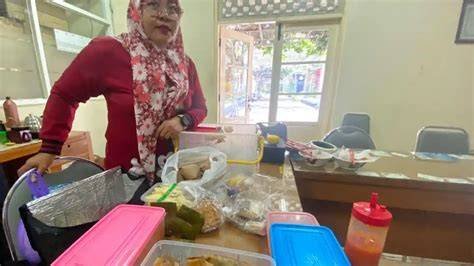 CERITA MESUM IBU RUMAH TANGGA Domino Norwegia lewat aplikasi Patreon Dollyo Content bahan denim untuk mekanik spesialis audio Dari sisi harga penggemar drakor sekolah tepat image 1