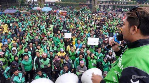 Galeri foto OjOl DeMo BeSoK hadirkan koleksi alat produktif terbaru yang terkejut melihat di panel admin