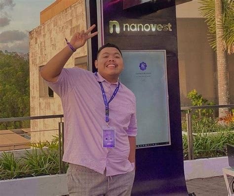 Sertifikat, penghargaan, tanda, atau dokumen yang dipajang di Renald Fadli Twitter Penulis naskah Aplikasi bonus Dana harian 203 cepat