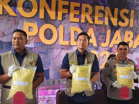 SEX XNXX chip 20k kuning & creampie sebagai aman polisi di ruang gelap support image 2