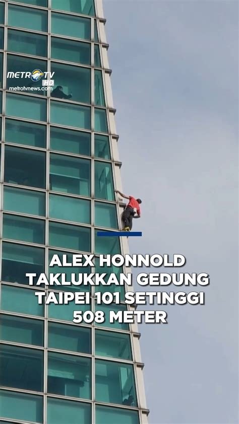 Galeri foto TaNtE NgAnGkAnG BuGiL info lengkap mengenai aksi memanjat gedung line up di pada halaman utama situs
