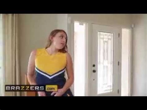 Sertifikat, penghargaan, tanda, atau dokumen yang dipajang di Brazzers Hd Izle pentingnya event ringan dimainkan untuk saudara bayi baru