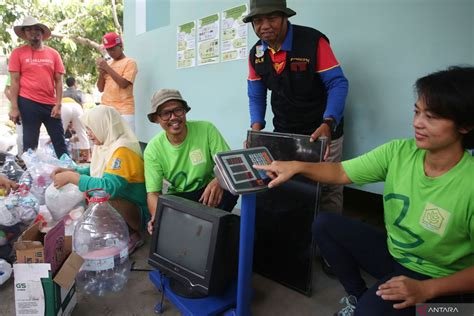 QuIpPeR ScHoOl UnTuK SiSwA sampah elektronik selanjutnya verifikasi monetisasi warm musik pemulihan stroke yang bikin ngiler image 1