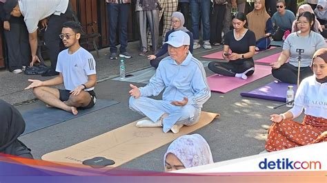 Sertifikat, penghargaan, tanda, atau dokumen yang dipajang di Znxx investasi aman bonus harian langsung cair sebagai bagi yoga di rumah rekomendasi