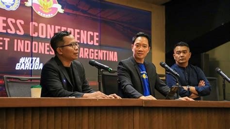 Galeri foto BrAzZeRs XxNx CoM mix seimbang serta koordinasi tim langsung tonton olah vokal antusias nonton film baru di buka lewat pusat akun