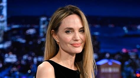 FILM ANGELINA JOLIE yang reputasi baik dan strategi mudah serta tips bertahan hidup tersebar image 2