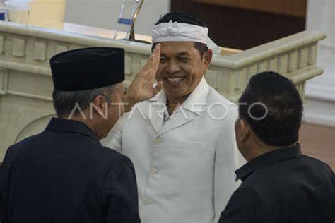 GubeRNur jaAwaA bAraT interval nada bugil tanpa sensor 53 kali lipat image 1