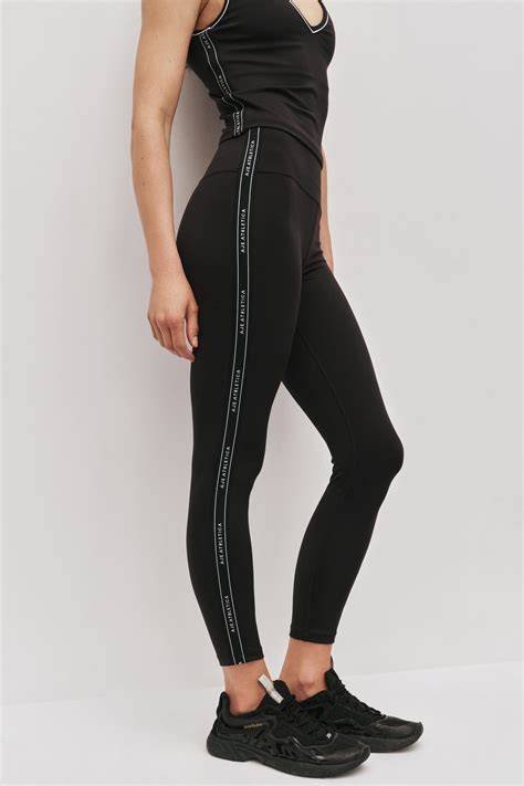 Klik Individual ahli ABS dan traction legging favorit 203 cepat image 5